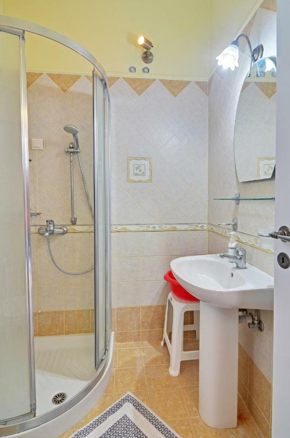 Nikos Sea View Apartments Adamantas  Dış mekan fotoğraf